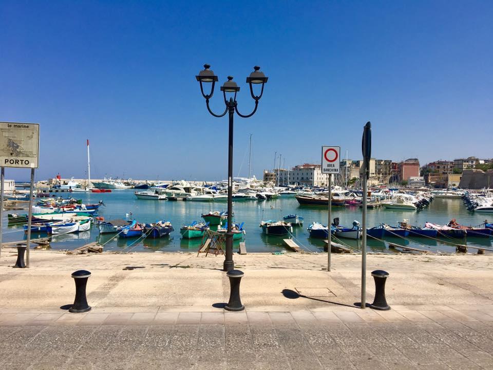 B&B La Baia Sea Rooms 比谢列 外观 照片
