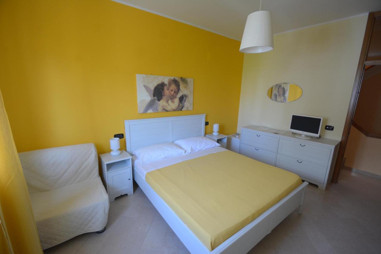 B&B La Baia Sea Rooms 比谢列 外观 照片